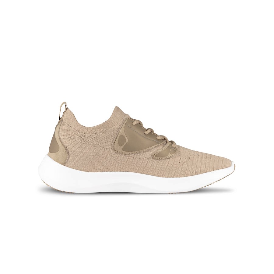 Brown Men's Vessi Everyday Move Sneakers | 03279AGEQ