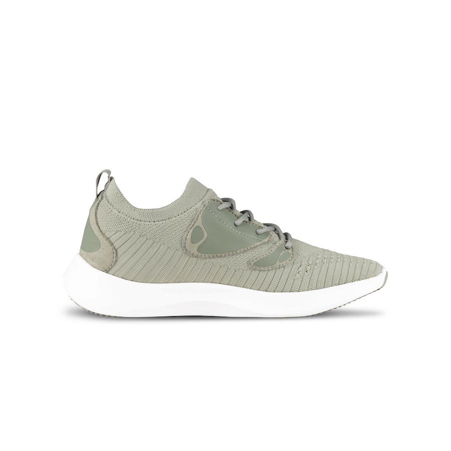 Green Men's Vessi Everyday Move Sneakers | 61287GHFZ