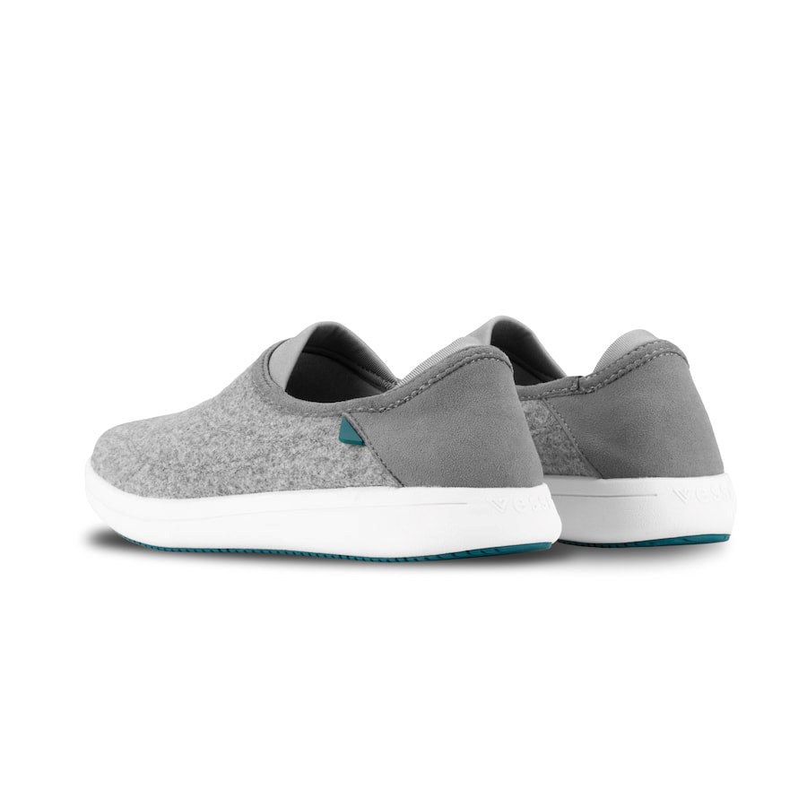 Grey Men's Vessi Sunday Slippers | 53027DMVI