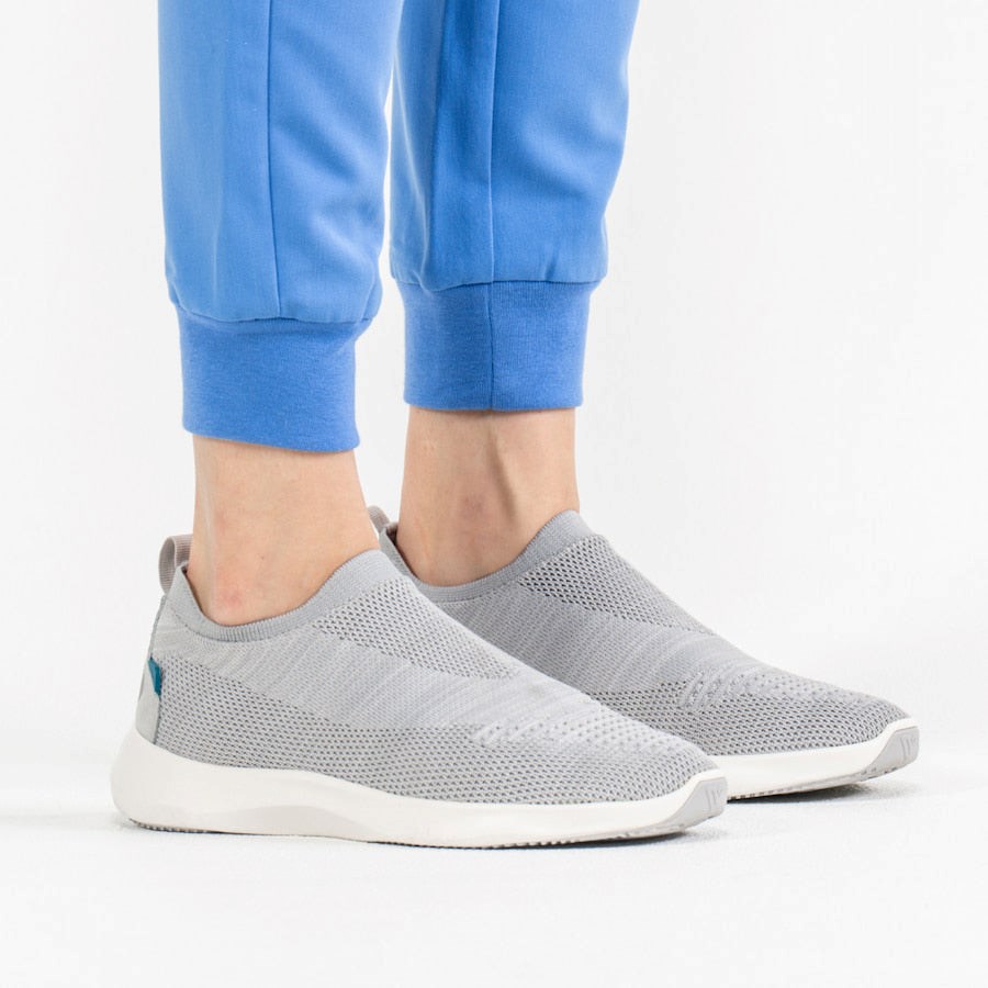 Grey Women's Vessi Everyday Move Slip On Shoes | 31208UTBI