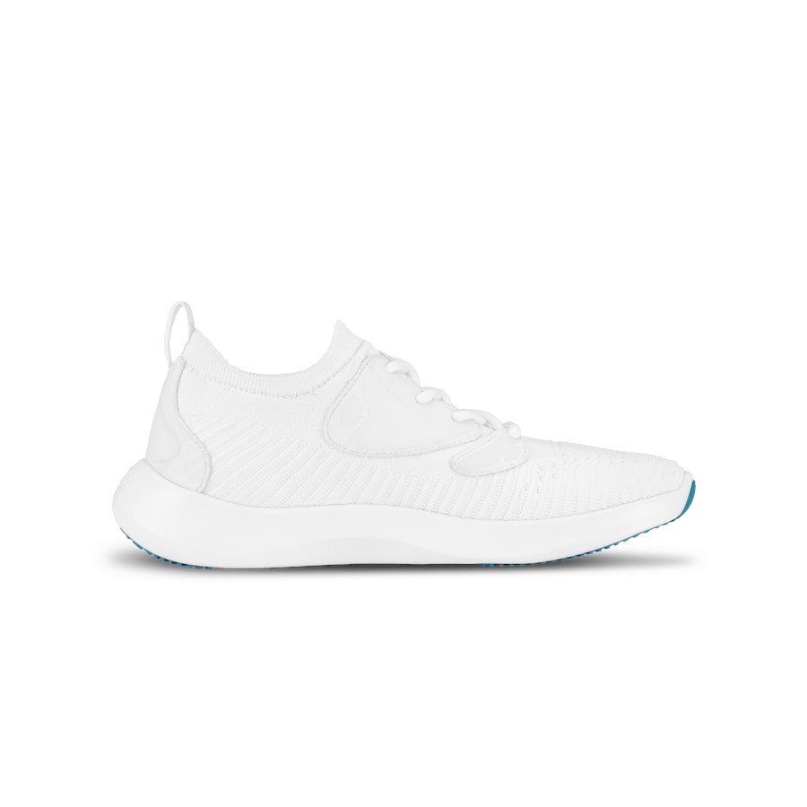 White Men's Vessi Everyday Move Sneakers | 54973WCBM